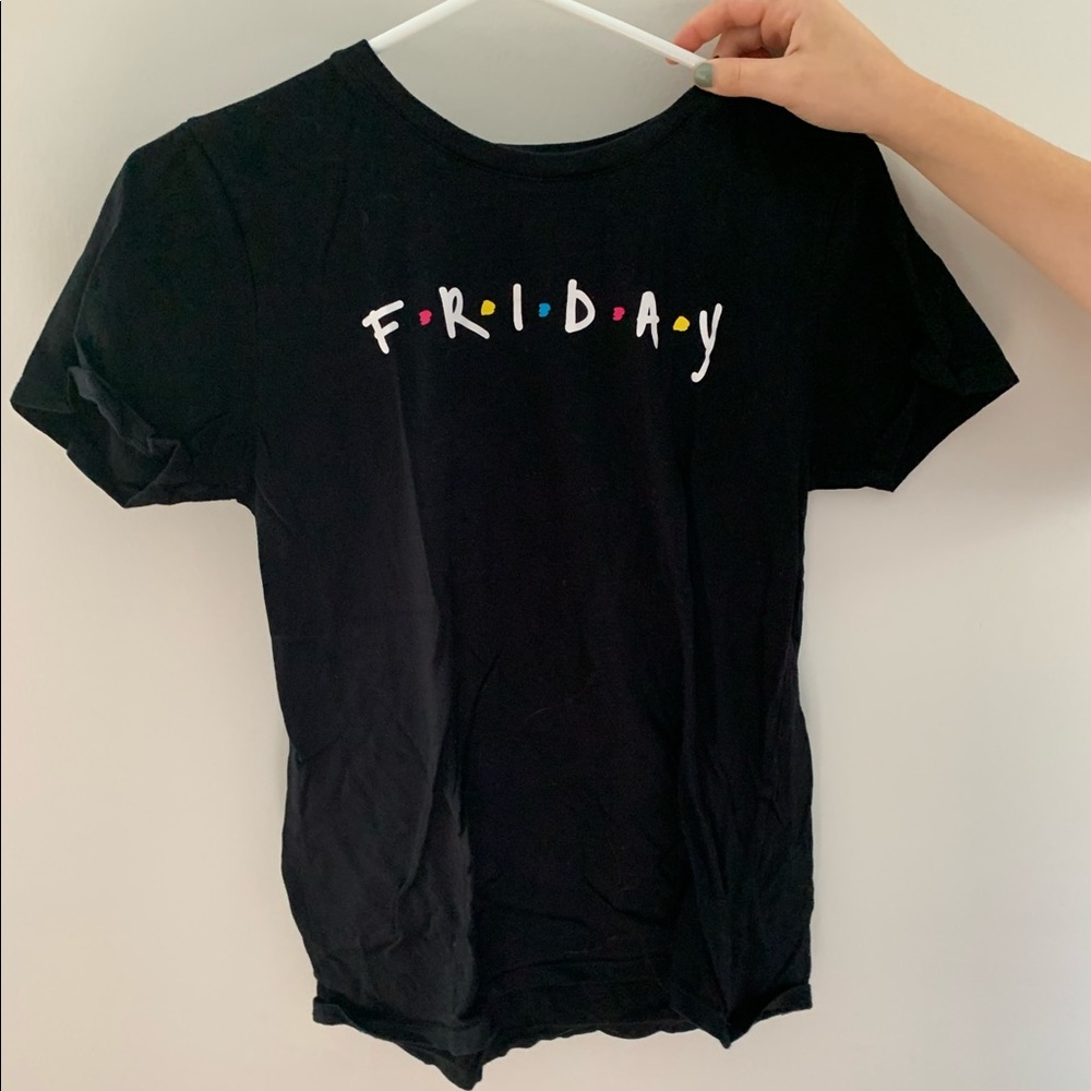 FRIENDS Black comfy T-shirt